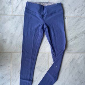 Crane and Lion indigo leggings